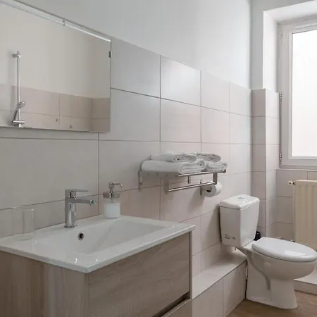 Travel Homes - Le Carls 1 Spacieux, Moderne, Equipe Apartment Mulhouse